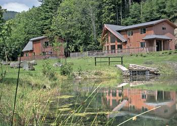 Penvale-Lake-Lodges