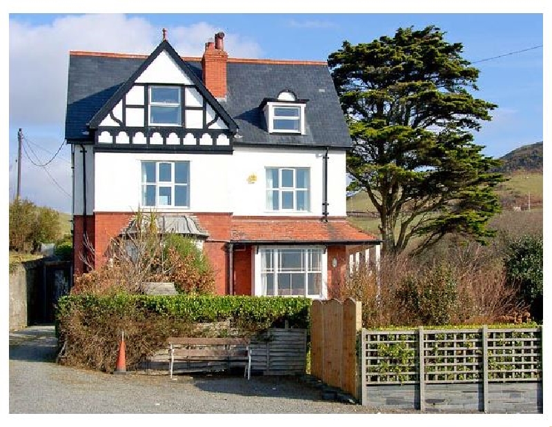 Brodawel House a british holiday cottage for 15 in , 