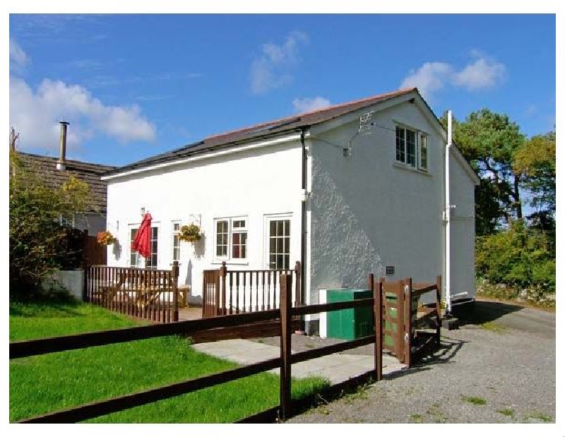 Click here for more about Farmhouse Cottage