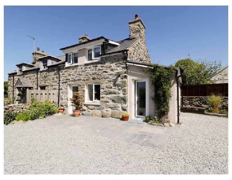 Click here for more about 2 Borthwen Cottages