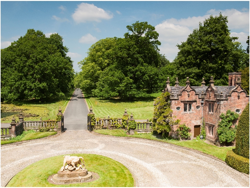 Click here for more about Redwood Cottage