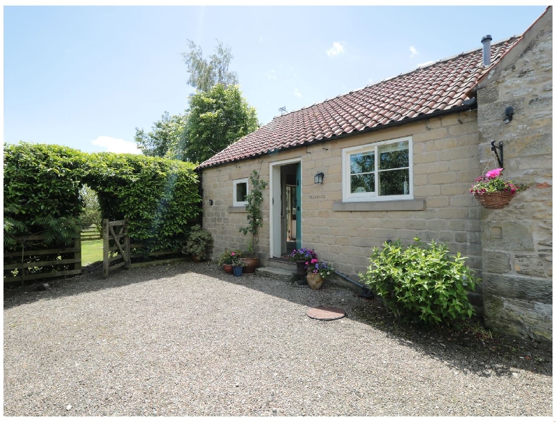 Click here for more about Henhouse Cottage