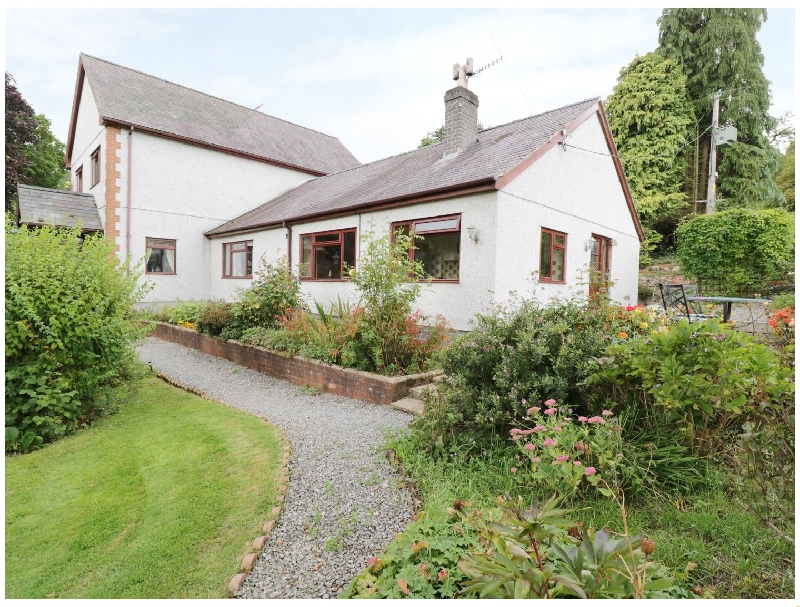 Click here for more about Bro Awelon Cottage