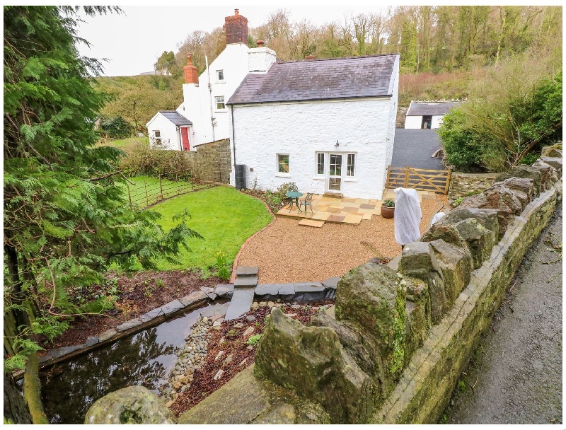 Click here for more about King Gaddle Cottage