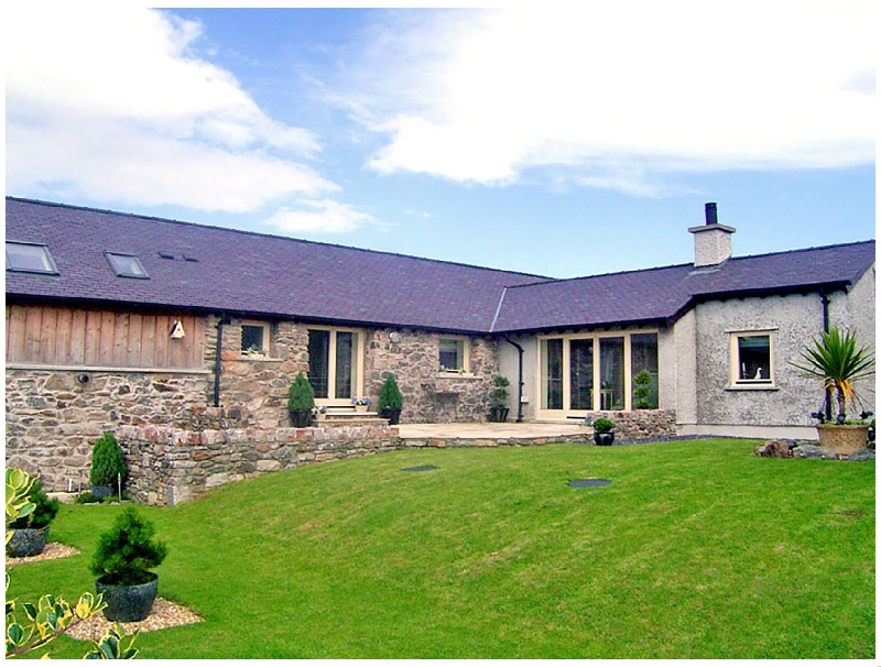Click here for more about Cosy Barn