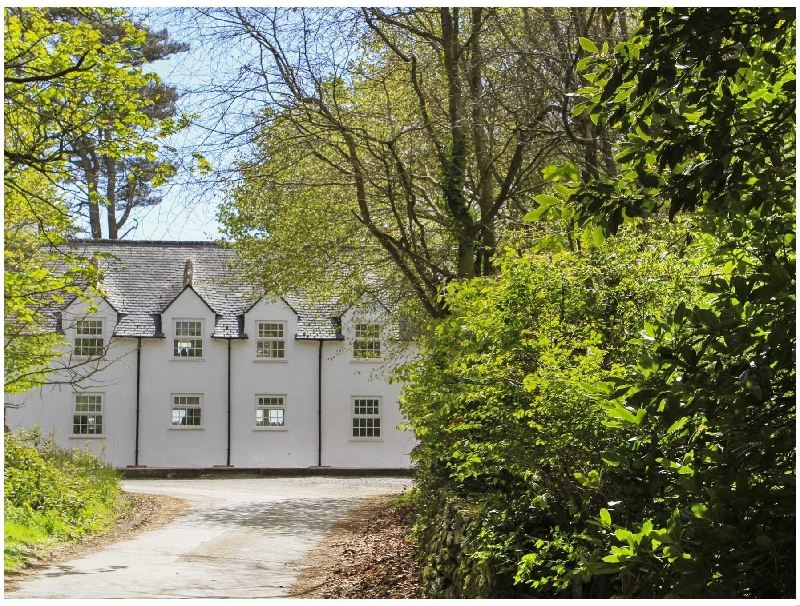 Click here for more about Garden Cottage - Rhoscolyn